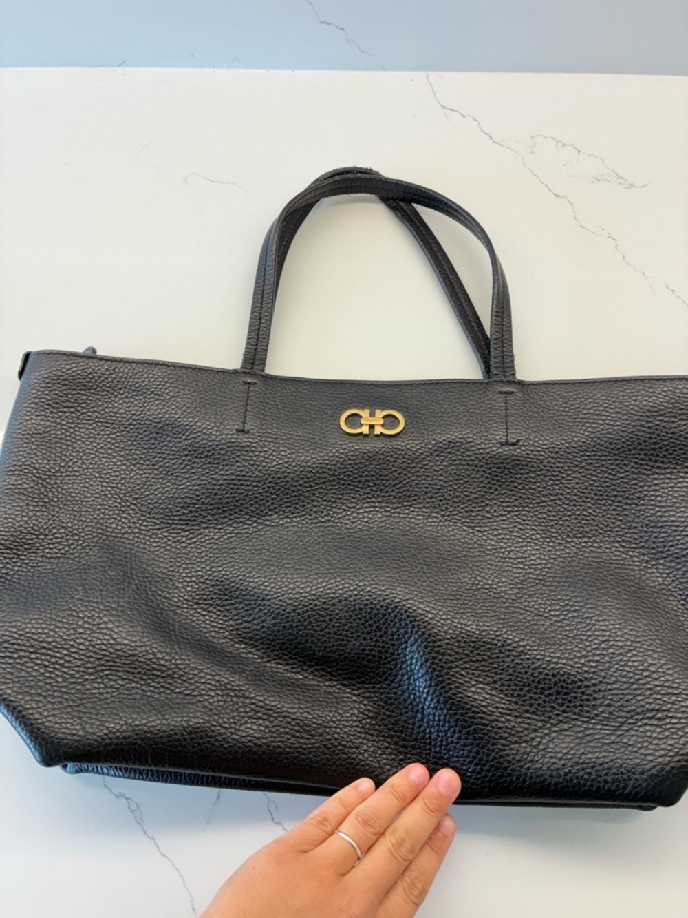 Salvatore Ferragamo Black Pebbled Leather Tote with Gold Gancio - Picture 7 of 7